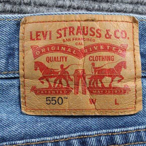Levi's 550 Jeans Men's 48x29 Light Wash Relaxed Fit - Picture 7 of 9